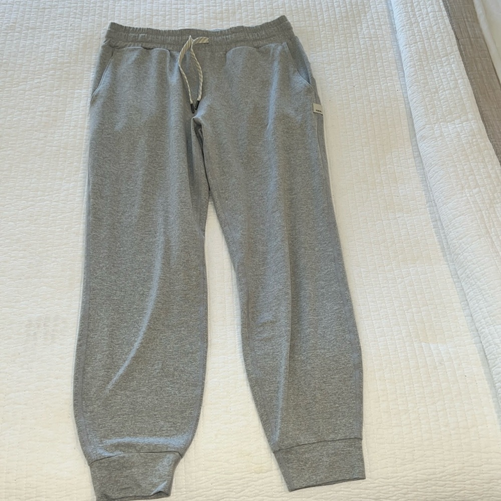 Grey Vuori jogger
